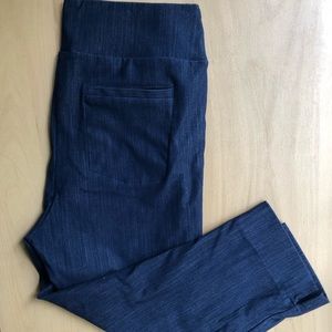 Agnes & Dora Pixie Crops Size XL